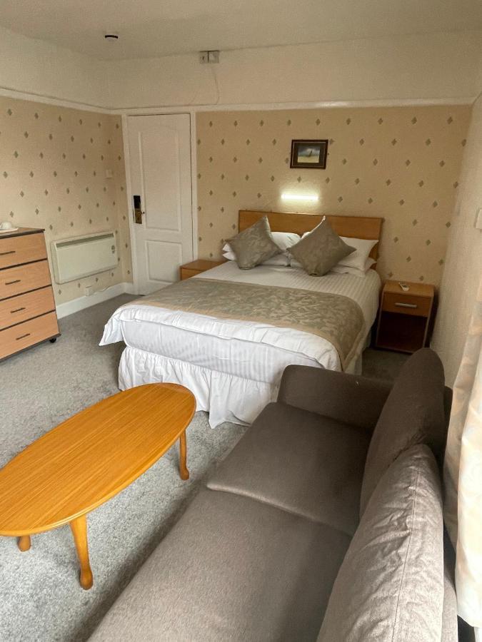 Oyo Queens Hotel, Skegness Ngoại thất bức ảnh