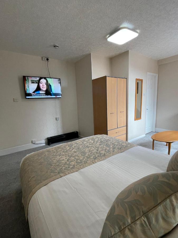 Oyo Queens Hotel, Skegness Ngoại thất bức ảnh